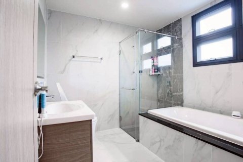 Вилла в Паттайе, Таиланд с 4 спальнями  № 150183 - фото 11