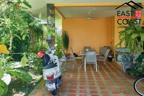 Casa de 3 dormitorios en Pattaya, Tailandia № 213646 - foto 3