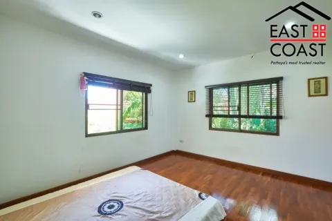 Casa de 3 dormitorios en Pattaya, Tailandia № 213646 - foto 19