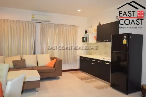 Condominio de 4 dormitorios en Pattaya, Tailandia № 213642 - foto 15