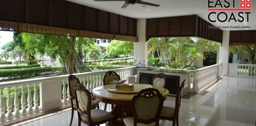 Condominio de 4 dormitorios en Pattaya, Tailandia № 213642
