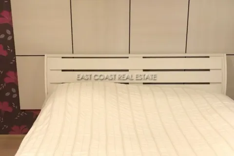 Condominio de 2 dormitorios en Pattaya, Tailandia № 213643 - foto 5