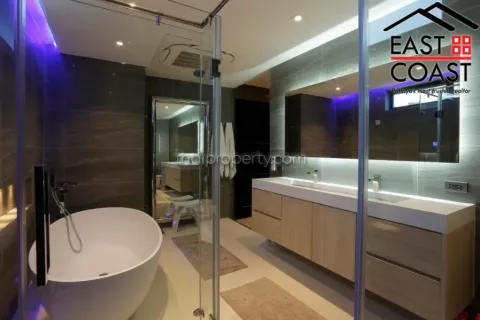 Casa de 6 dormitorios en Pattaya, Tailandia № 213644 - foto 18
