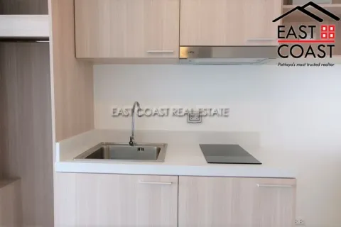 Estudio en el condominio en Pattaya, Tailandia № 213641 - foto 2