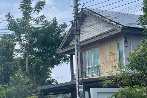 Дом в Банг Кхун Тхиане, Бангкок, Таиланд с 3 спальнями  № 138159