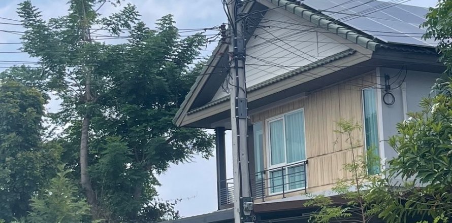 Дом в Банг Кхун Тхиане, Бангкок, Таиланд с 3 спальнями  № 138159