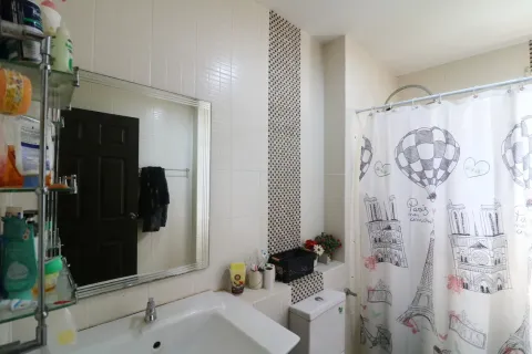 Maison à Udon Thani, Thaïlande 4 chambres № 138156 - photo 24