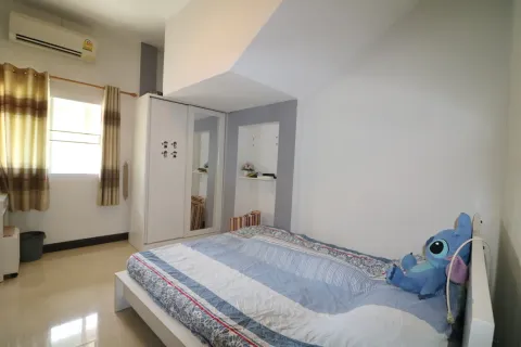 Maison à Udon Thani, Thaïlande 4 chambres № 138156 - photo 16