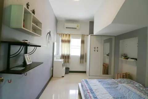 Maison à Udon Thani, Thaïlande 4 chambres № 138156 - photo 17