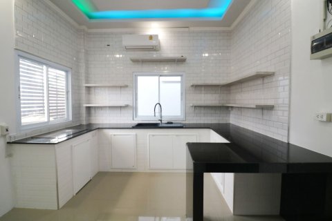 Дом в Удонтхани, Таиланд с 3 спальнями  № 138155 - фото 18