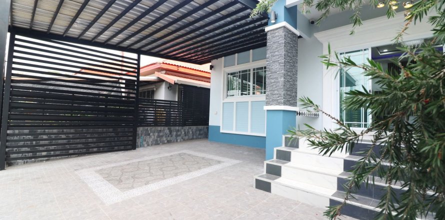 Дом в Удонтхани, Таиланд с 3 спальнями  № 138155