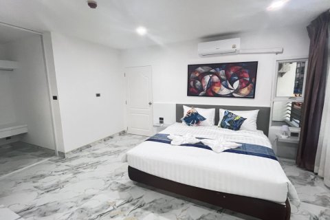 Condo in Pattaya, Thailand, 1 bedroom  № 170314 - photo 8