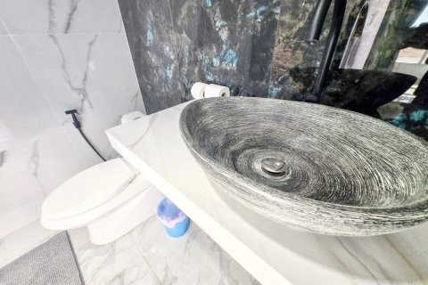 Condo in Pattaya, Thailand, 3 bedrooms  № 170315 - photo 24