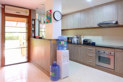 Studio dans le Condo sur Jomtien Beach, Pattaya, Thaïlande  № 170318 - photo 12