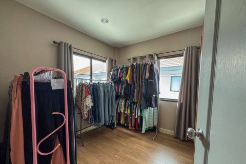 Maison à Bang Kruai, Thaïlande 3 chambres № 141648 - photo 12