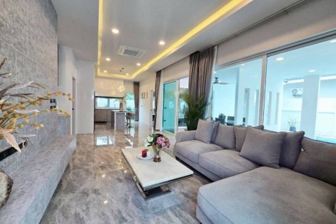 Вилла в Хуа Хине, Таиланд с 3 спальнями  № 152341 - фото 8