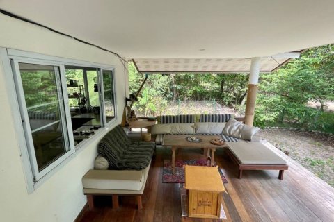 Вилла в Сураттхани, Таиланд с 3 спальнями  № 152344 - фото 3