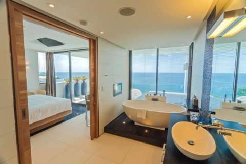 Condo in Kata, Thailand, 3 bedrooms № 191238