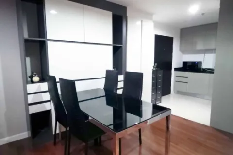 Eigentumswohnung in Huai Khwang, Bangkok, Thailand, 2 Schlafzimmer № 219194 - Foto 4