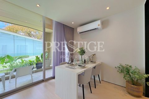 Condo in Pattaya, Thailand, 2 bedrooms № 197868 - photo 12