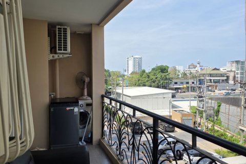 Condo in Pattaya, Thailand, 2 bedrooms  № 169571 - photo 15