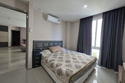 Condo in Pattaya, Thailand, 2 bedrooms  № 169571 - photo 12