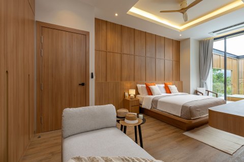 Villa in Phuket, Thailand 5 bedrooms № 169566 - photo 14