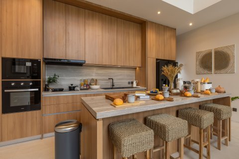 Villa in Phuket, Thailand 5 bedrooms № 169566 - photo 10