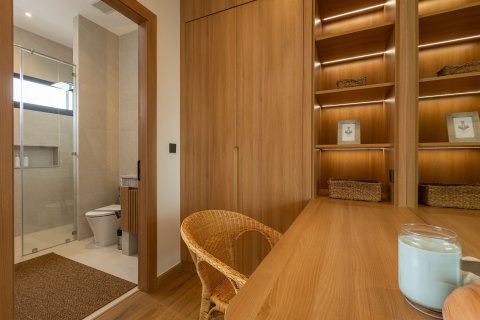 Villa in Phuket, Thailand 5 bedrooms № 169566 - photo 24