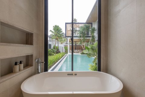 Villa in Phuket, Thailand 5 bedrooms № 169566 - photo 27