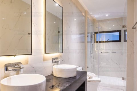 Villa on Chaweng Beach, Ko Samui, Thailand 3 bedrooms № 180226 - photo 11