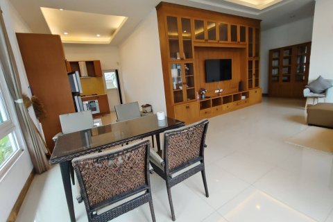 Вилла в Паттайе, Таиланд с 6 спальнями  № 151245 - фото 2