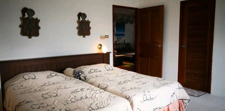 Кондоминиум с 2 спальнями в Ча-аме, Таиланд № 151249