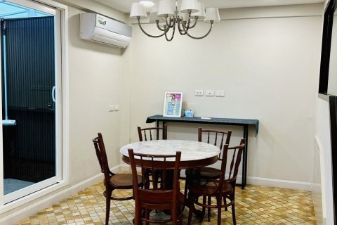 Townhouse à Watthana, Bangkok, Thaïlande 3 chambres № 164539 - photo 17