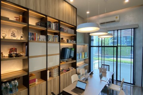 Townhouse à Yan Nawa, Bangkok, Thaïlande 3 chambres № 164537