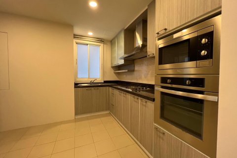 Penthouse in Khlong Toei, Bangkok, Thailand 4 bedrooms № 164536 - photo 6