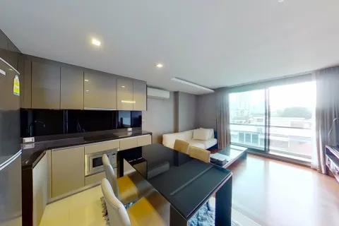 Condo in Watthana, Bangkok, Thailand, 2 bedrooms  № 164540 - photo 2