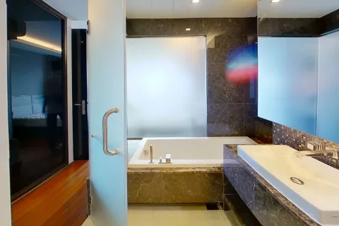 Condo in Watthana, Bangkok, Thailand, 2 bedrooms  № 164540 - photo 6