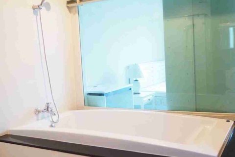 Condo in Bangkok, Thailand, 1 bedroom № 183641 - photo 4
