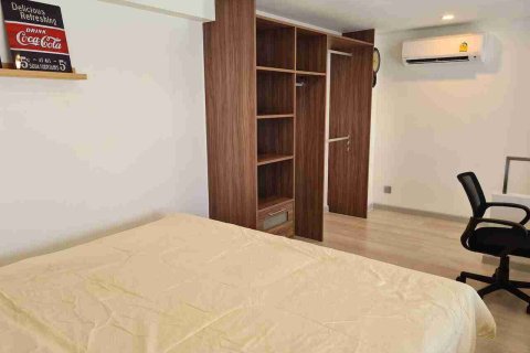 Condo in Thonburi, Bangkok, Thailand, 1 bedroom № 183637 - photo 6