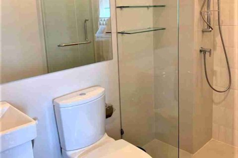 Condo in Bangkok, Thailand, 1 bedroom № 183638 - photo 4