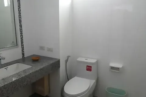 Condo à Rayong, Thaïlande, 2 chambres  № 158648 - photo 11