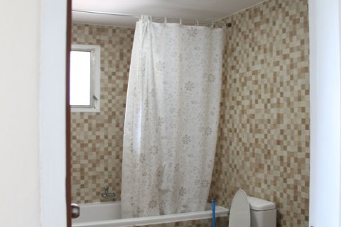 Condo à Khlong Toei, Bangkok, Thaïlande, 3 chambres  № 158646 - photo 5