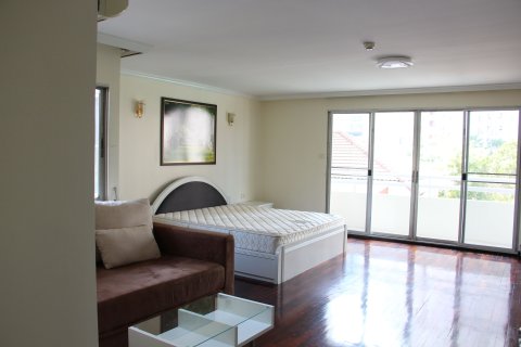 Condo à Khlong Toei, Bangkok, Thaïlande, 3 chambres  № 158646 - photo 3