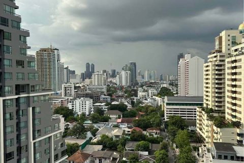 Condo in Watthana, Bangkok, Thailand, 3 bedrooms  № 158649 - photo 13