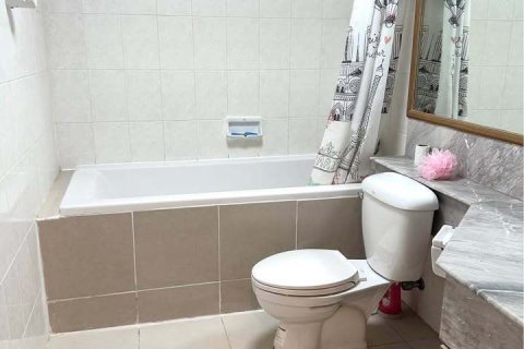 Condo in Watthana, Bangkok, Thailand, 3 bedrooms  № 158649 - photo 9