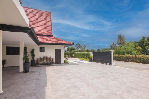 Дом в Паттайе, Таиланд с 4 спальнями  № 142181 - фото 4