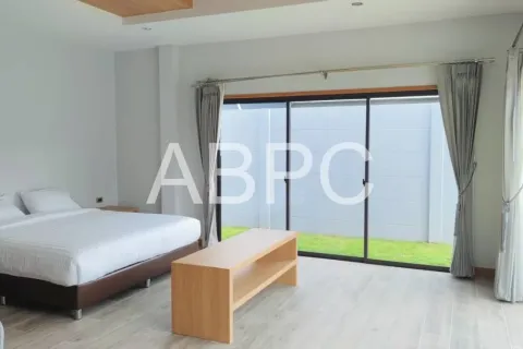 Casa de 3 dormitorios en Pattaya, Tailandia № 211808 - foto 9