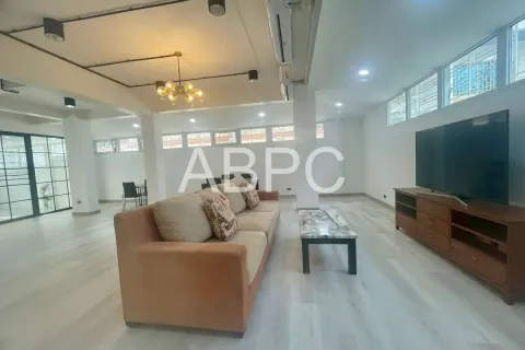 Adosado de 4 dormitorios en Pattaya, Tailandia № 211810 - foto 16