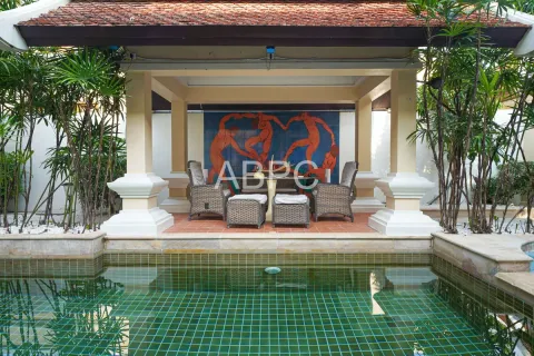 Casa de 4 dormitorios en Pattaya, Tailandia № 211806 - foto 19